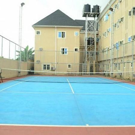 Newton Hotels Limited Owerri Extérieur photo
